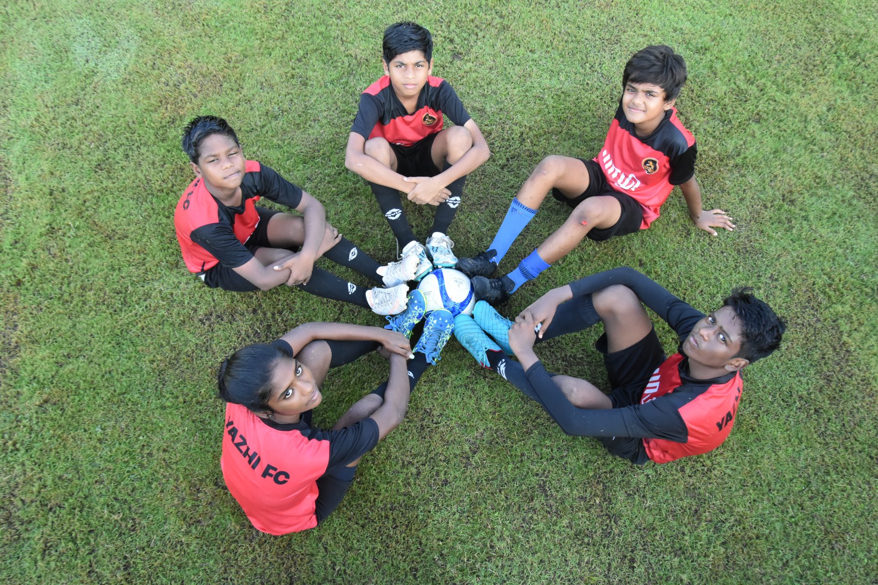 Home 28 yazhi football academy